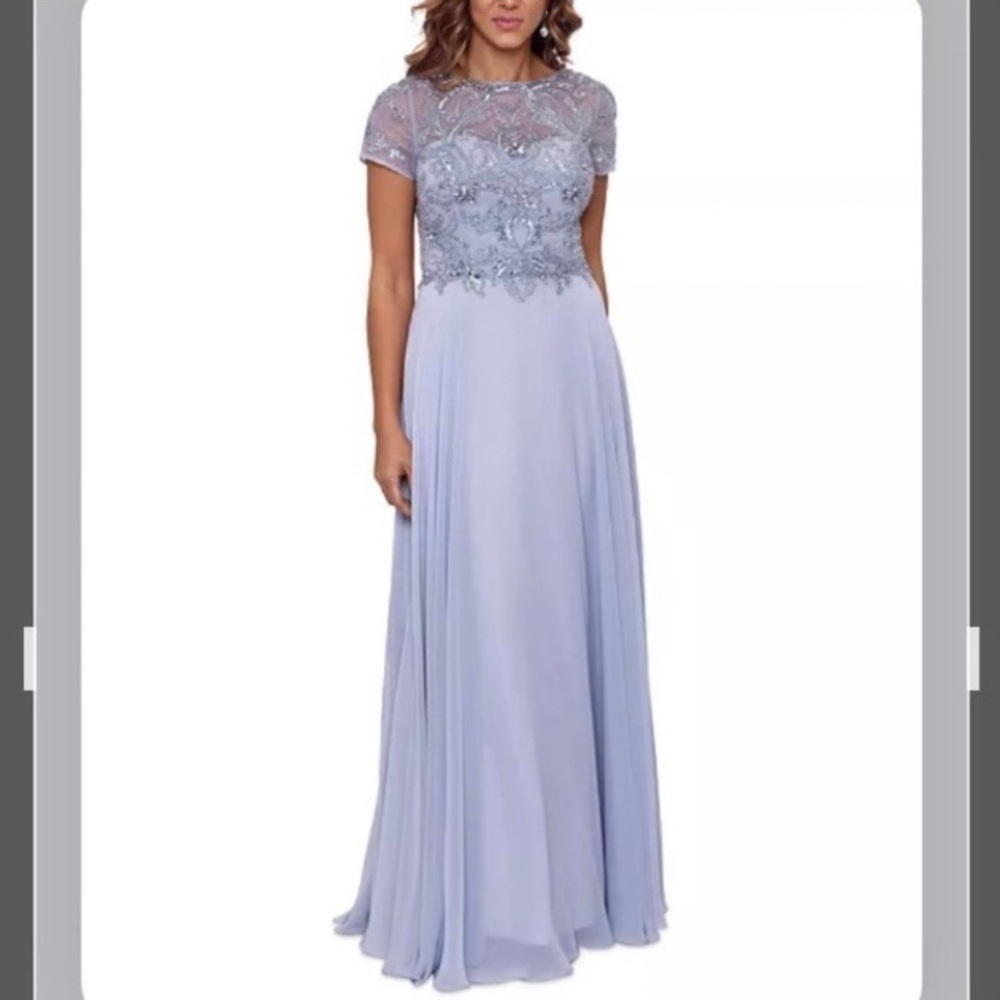XSCAPE Women's Embellished Short Sleeve Chiffon Gown in Silver - Picture 3 of 12